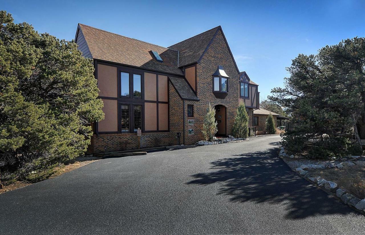 Blue Coyote Ranch Guest house